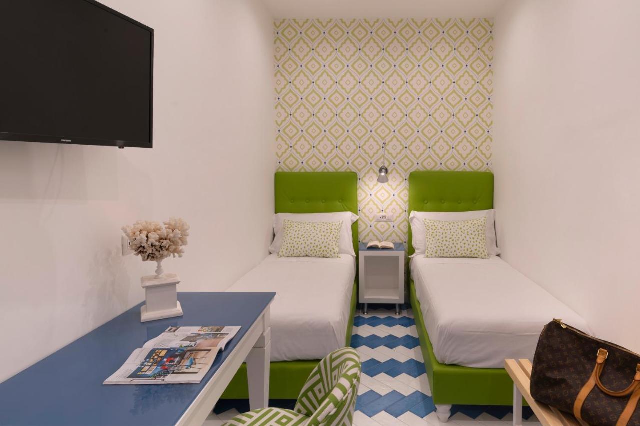 Luxury&Romantic Apartment With Balcony In Sorrento Exterior foto