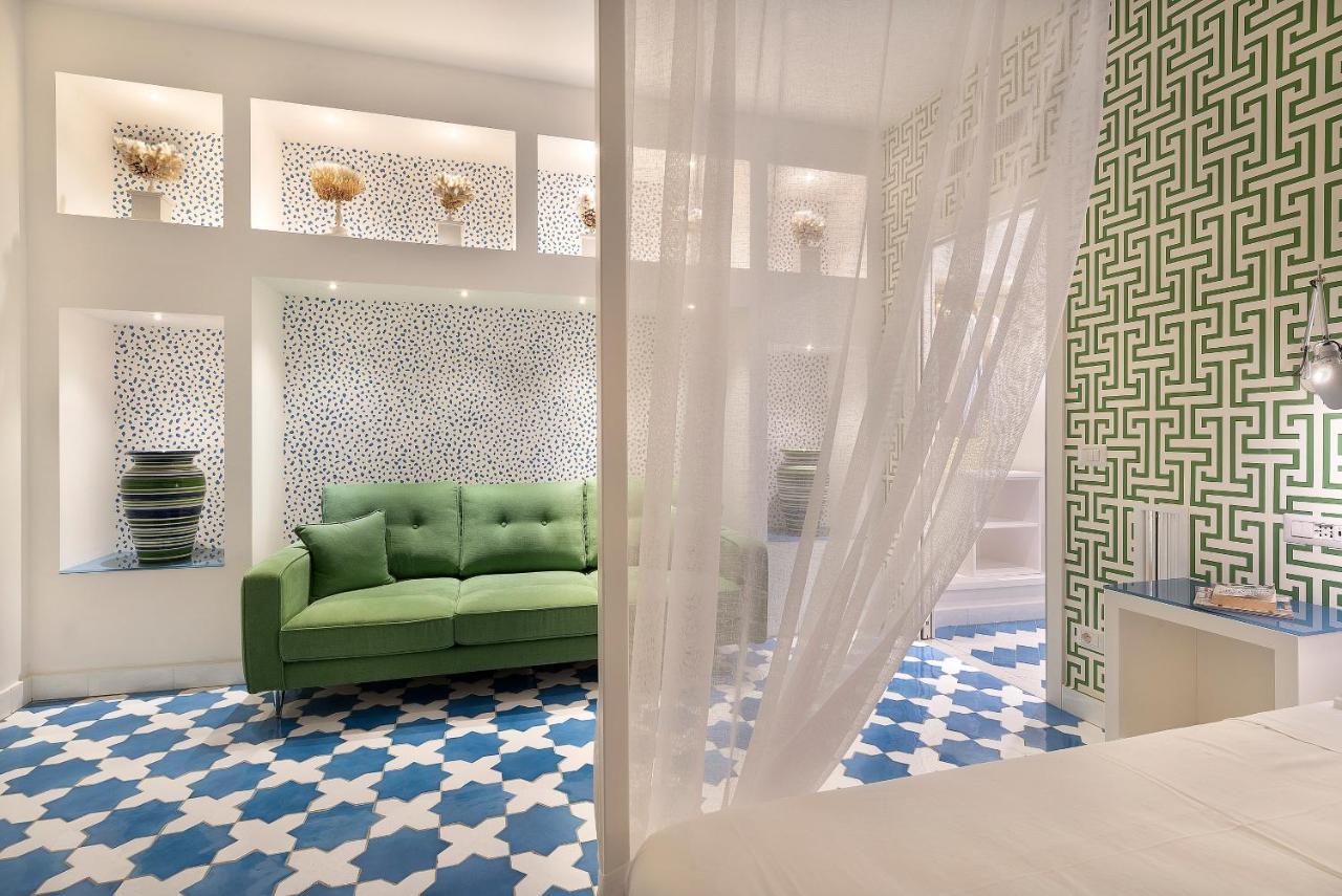 Luxury&Romantic Apartment With Balcony In Sorrento Exterior foto